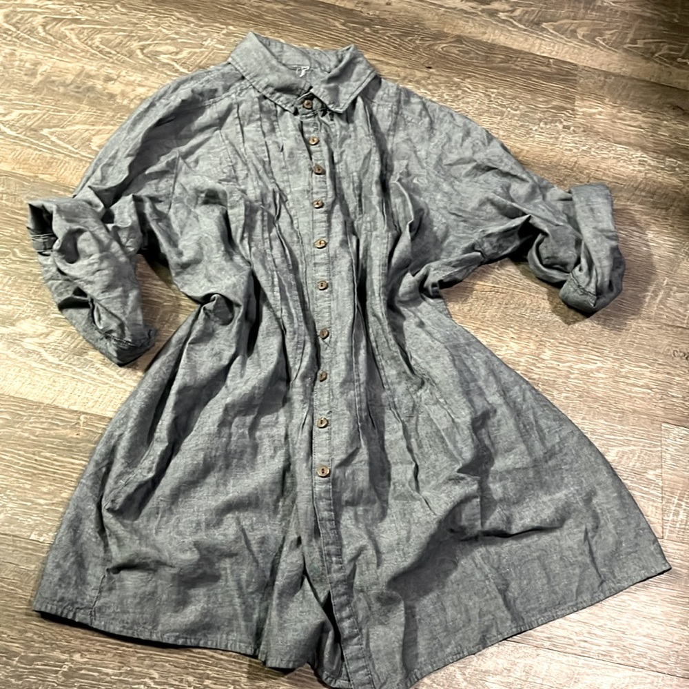 Lightweight cloth dress